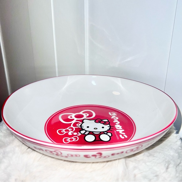 Hello Kitty Pasta Bowl - Picture 2 of 4